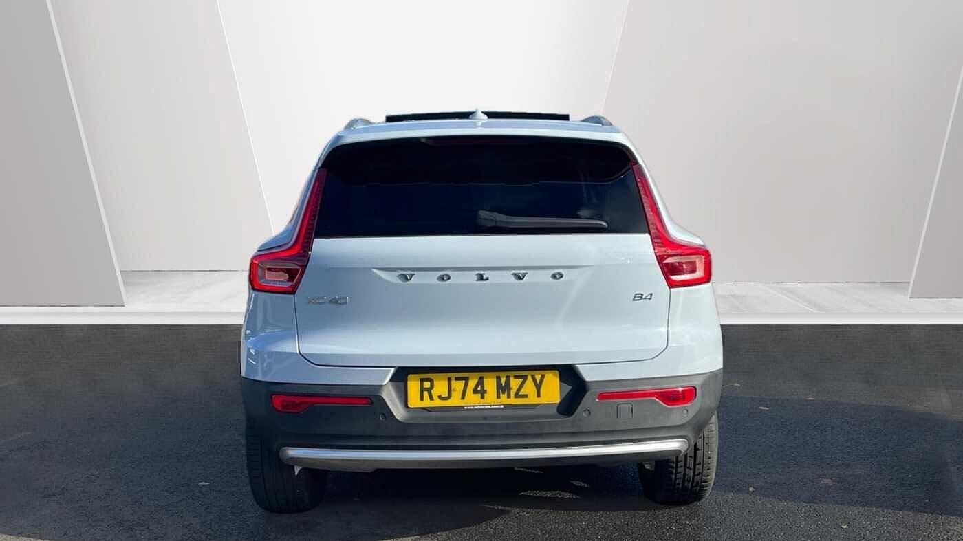 Used Volvo XC40 2024 for sale - 76240128: Photo 9