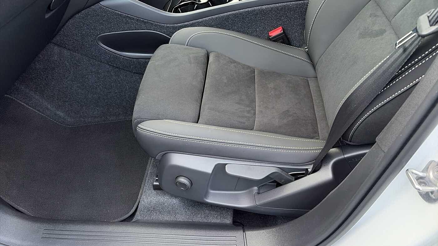 Used Volvo XC40 2026 for sale - 78171087: Photo 35