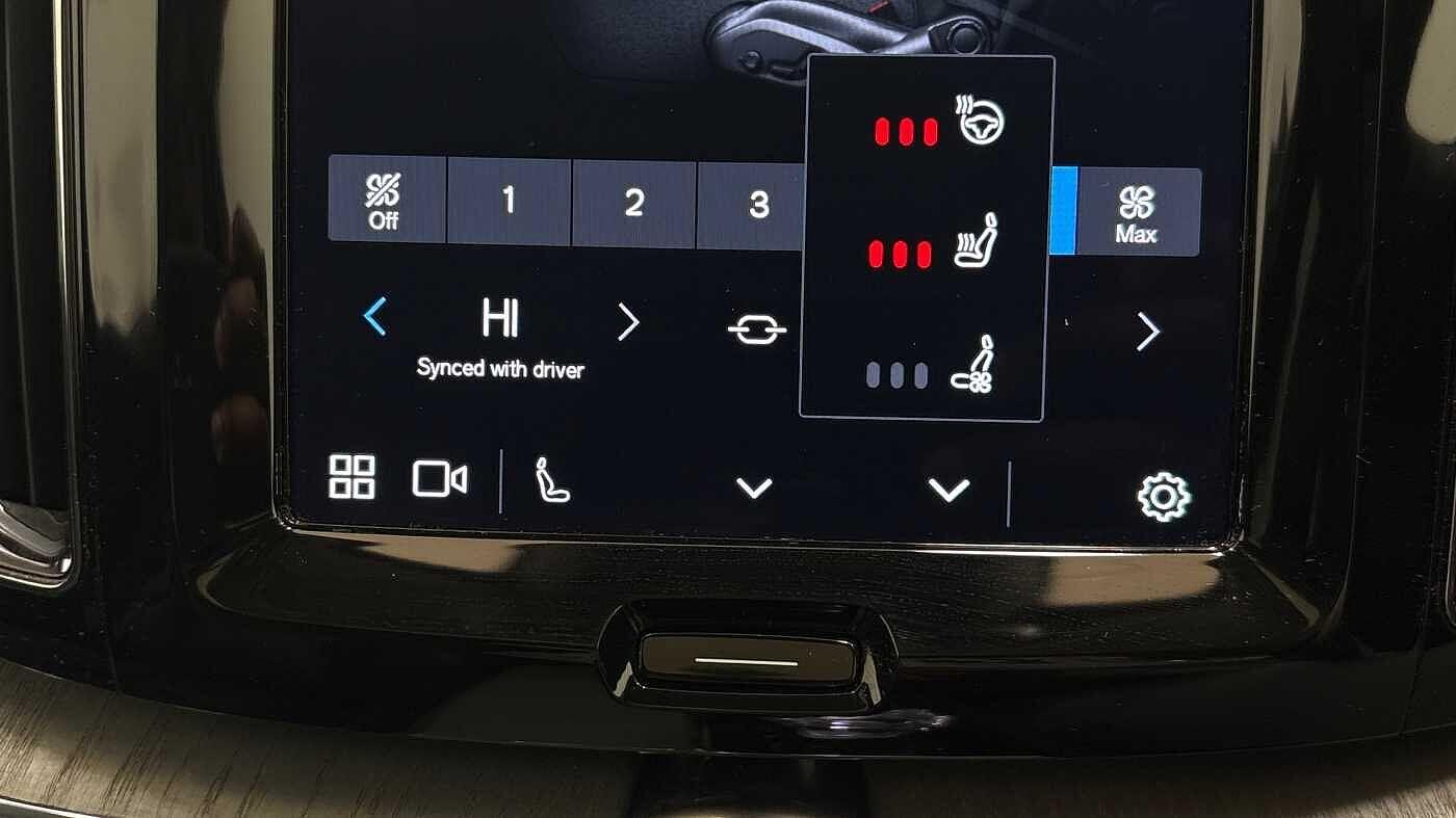 Used Volvo XC60 2025 for sale - 76728924: Photo 41