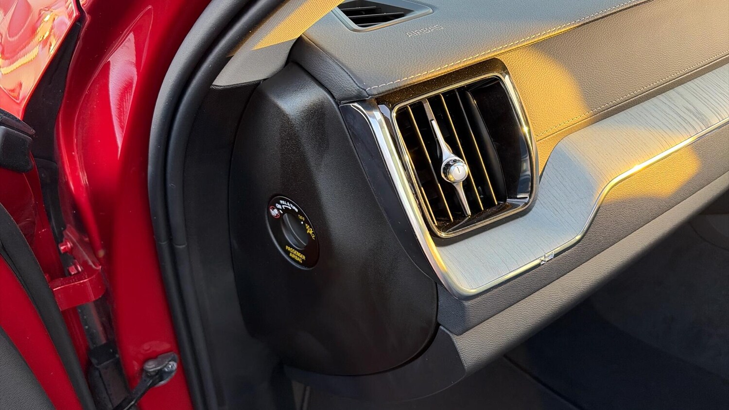 Used Volvo XC60 2025 for sale - 76728924: Photo 57