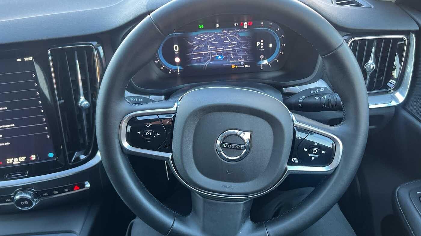 Used Volvo V60 2025 for sale - 76666934: Photo 12