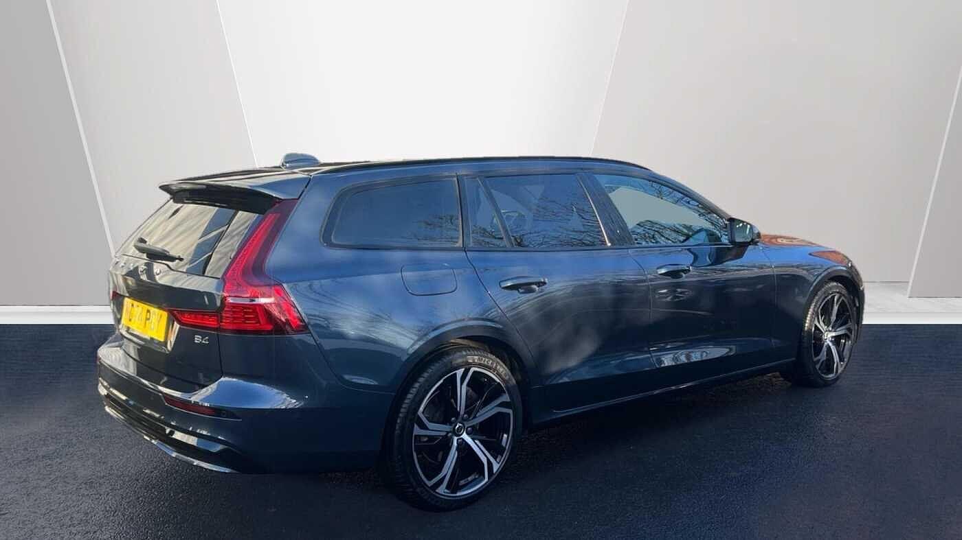 Used Volvo V60 2025 for sale - 76666934: Photo 2