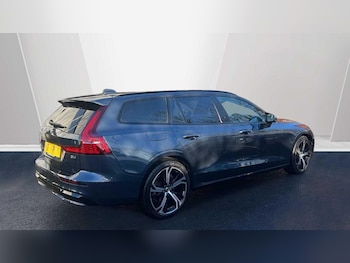 Used Volvo V60 2025 for sale - 76666934: Photo