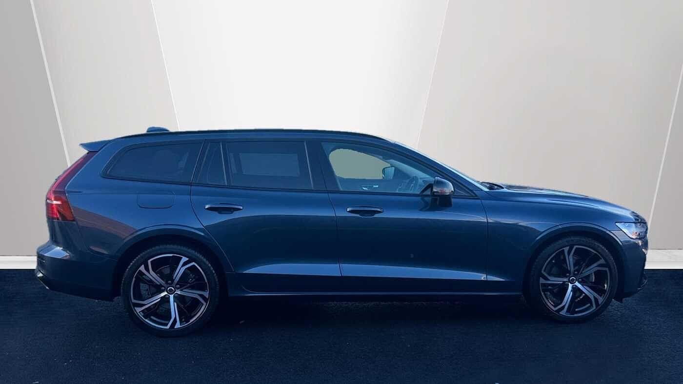 Used Volvo V60 2025 for sale - 76666934: Photo 3