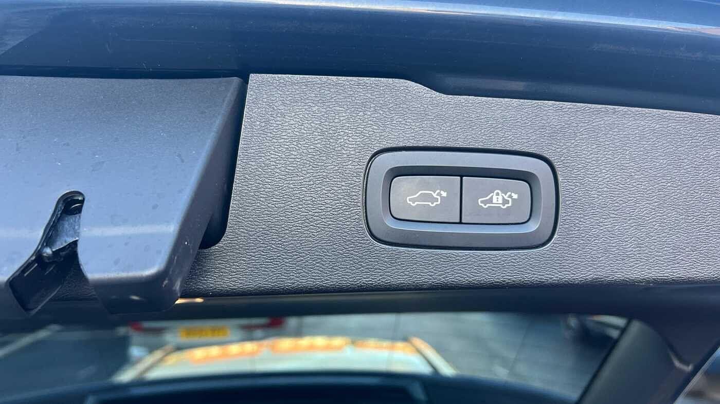 Used Volvo V60 2025 for sale - 76666934: Photo 47