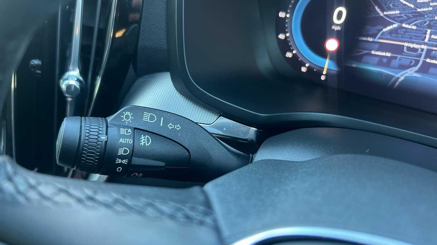 Used Volvo V60 2025 for sale - 76666934: Photo 69