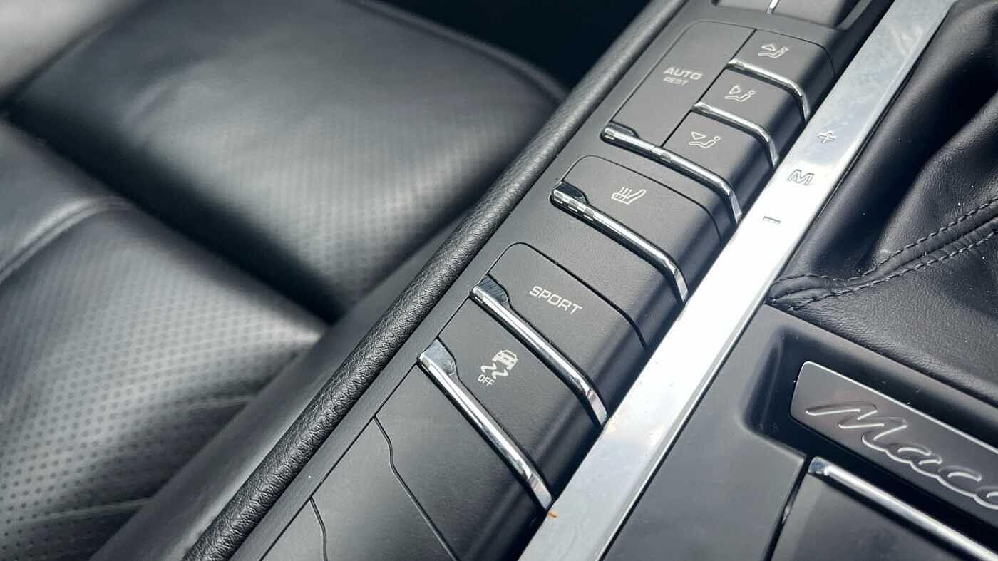 Used Porsche Macan 2016 for sale - 76886695: Photo 30