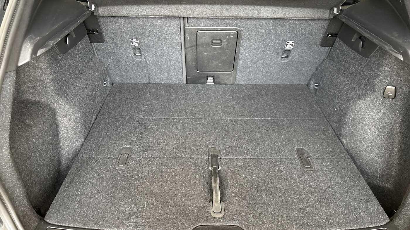 Used Volvo XC40 for sale - 78127759: Photo 5