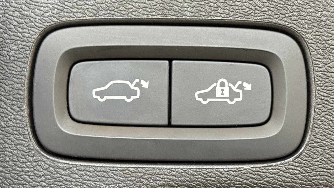 Used Volvo XC60 for sale - 78127398: Photo 19