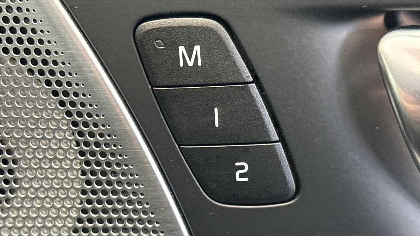 Used Volvo XC60 2025 for sale - 77854117: Photo 26