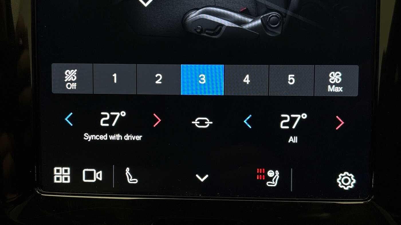 Used Volvo XC60 2025 for sale - 77854117: Photo 40