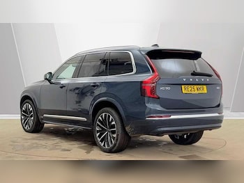Used Volvo XC90 2025 for sale - 77854143: Photo