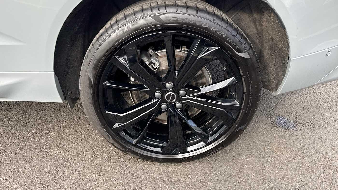 Used Volvo XC60 2025 for sale - 78099845: Photo 44