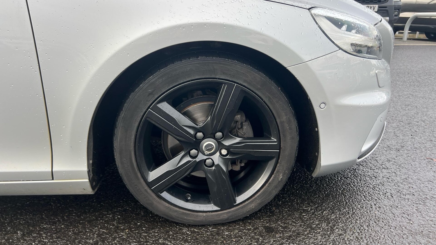 Used Volvo V40 2017 for sale - 76562179: Photo 38