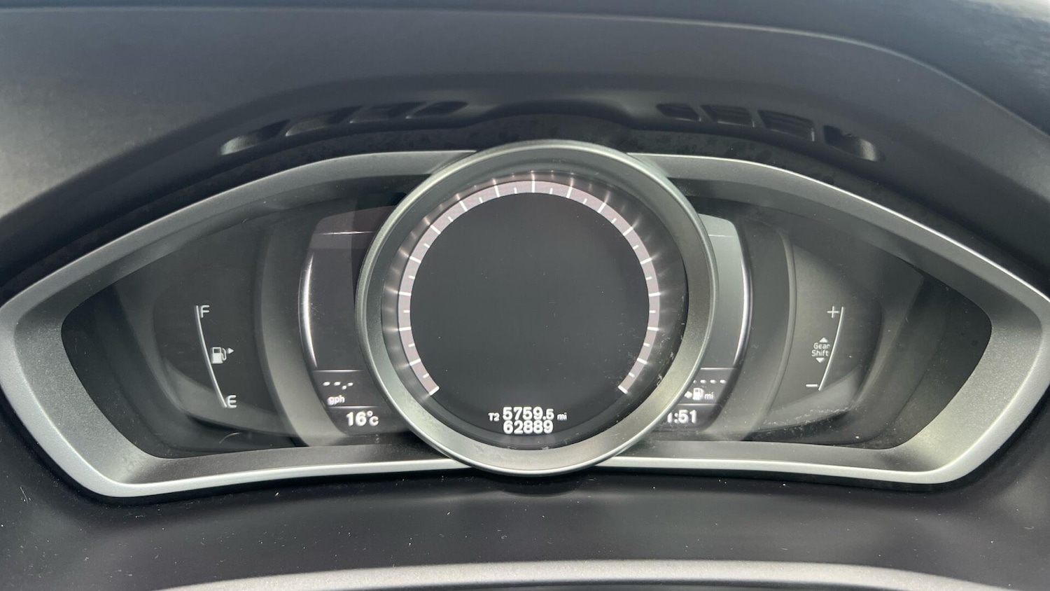 Used Volvo V40 2017 for sale - 76562179: Photo 45