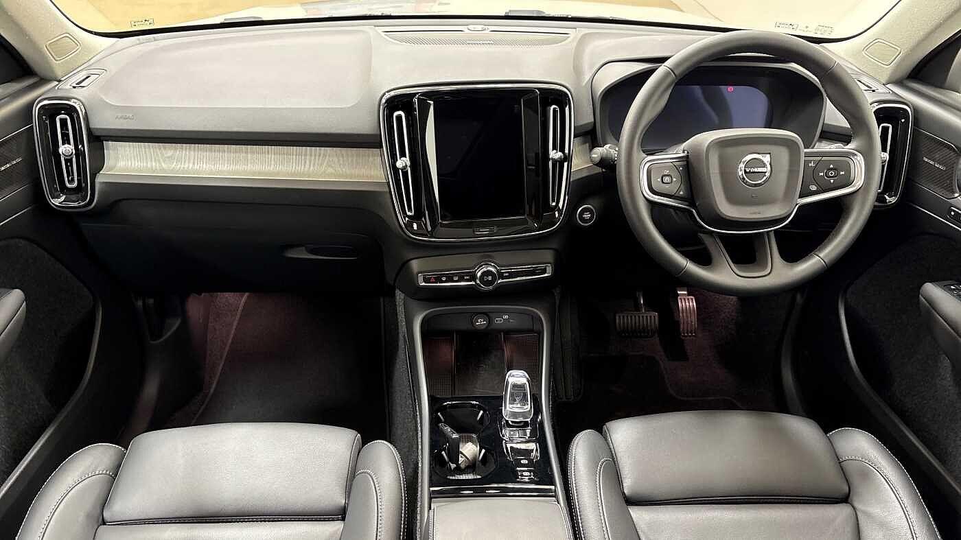 Used Volvo XC40 2025 for sale - 76408520: Photo 10