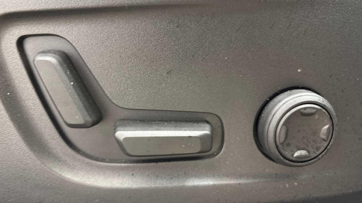 Used Volvo XC40 2025 for sale - 76408520: Photo 28