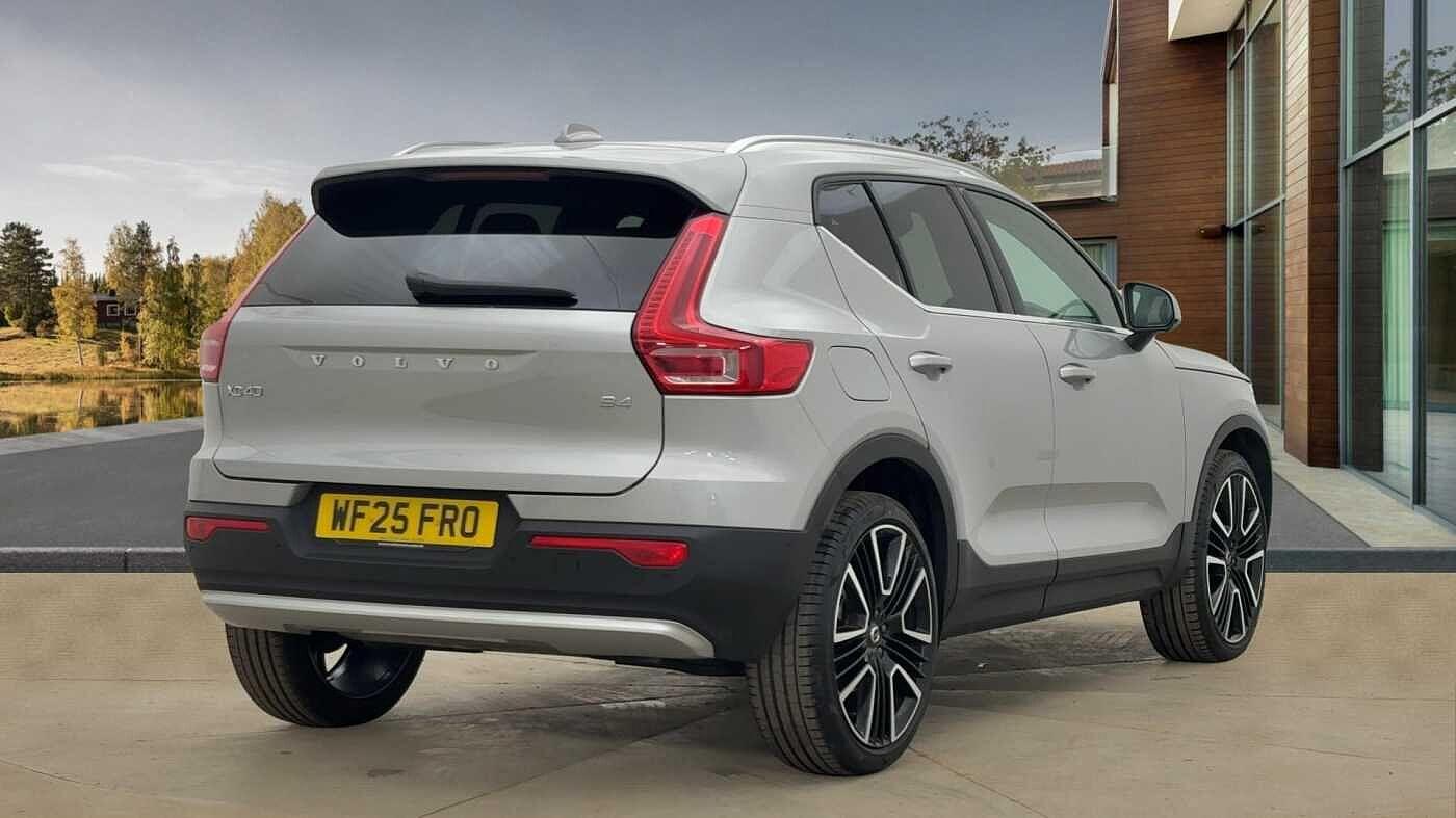 Used Volvo XC40 2025 for sale - 76408520: Photo 3