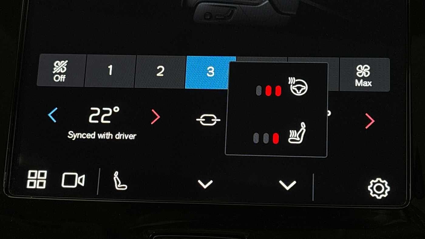 Used Volvo XC40 2025 for sale - 76408520: Photo 40