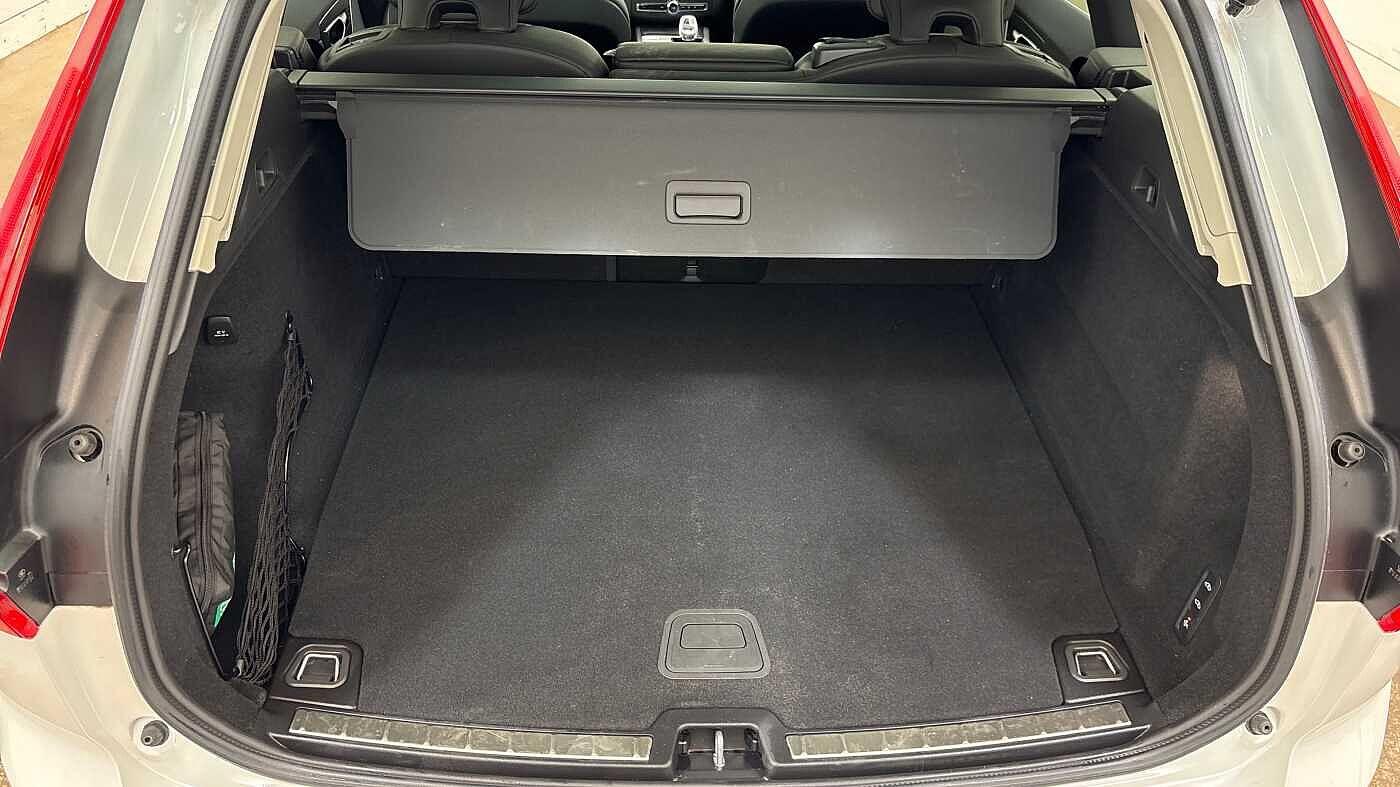 Used Volvo XC60 2025 for sale - 77633490: Photo 14