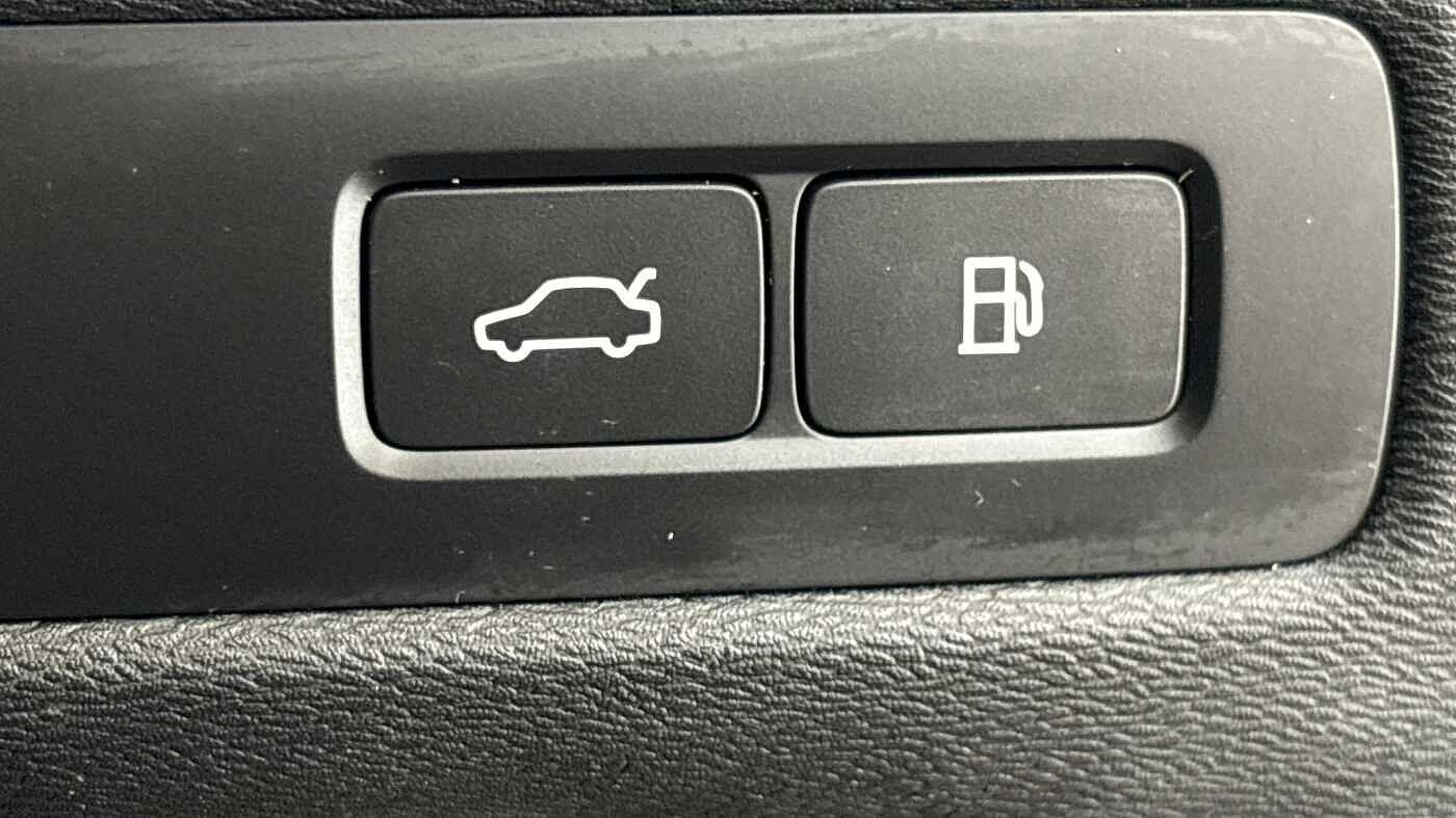 Used Volvo XC60 2025 for sale - 77633490: Photo 30