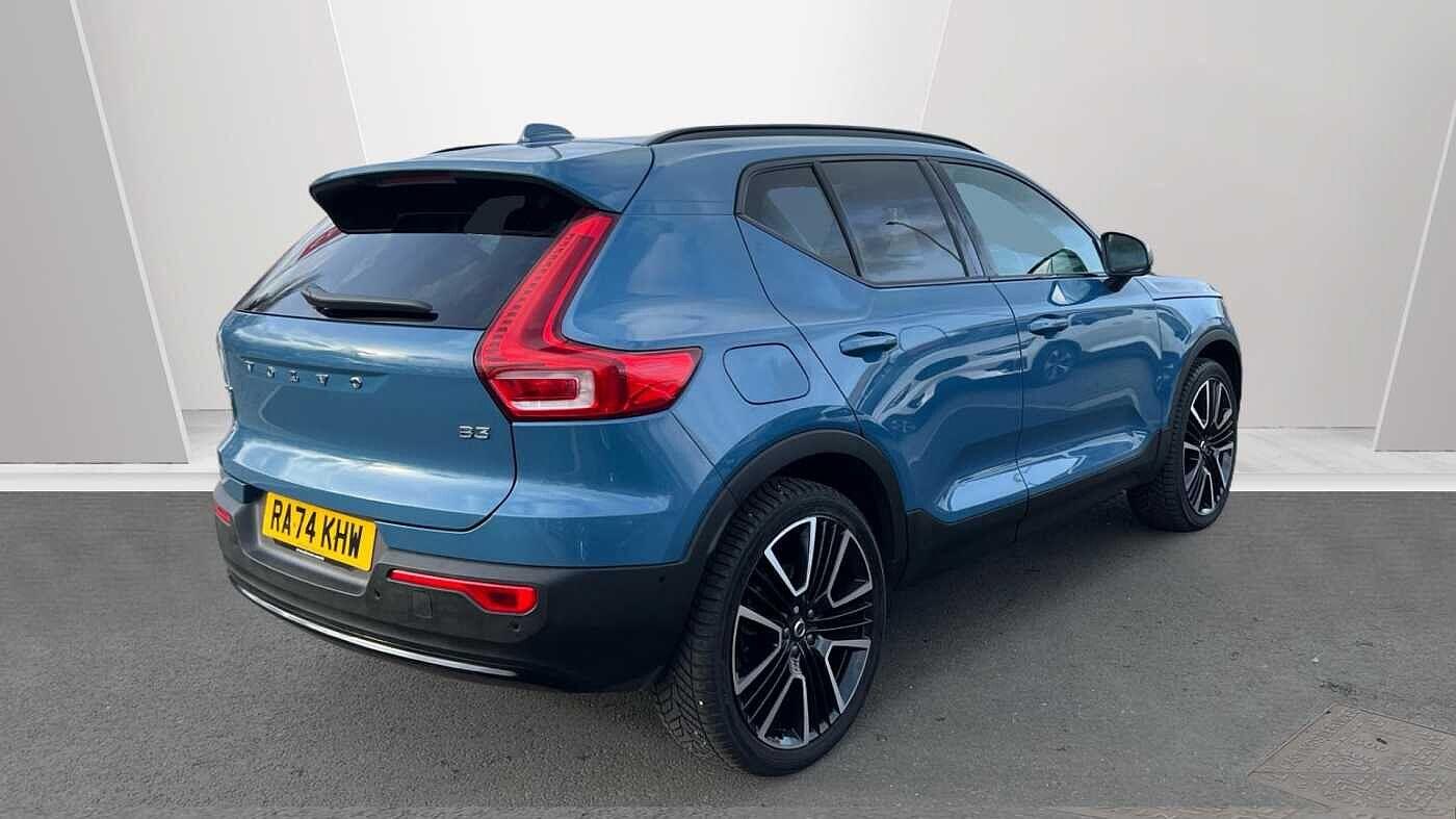 Used Volvo XC40 2025 for sale - 77523504: Photo 2