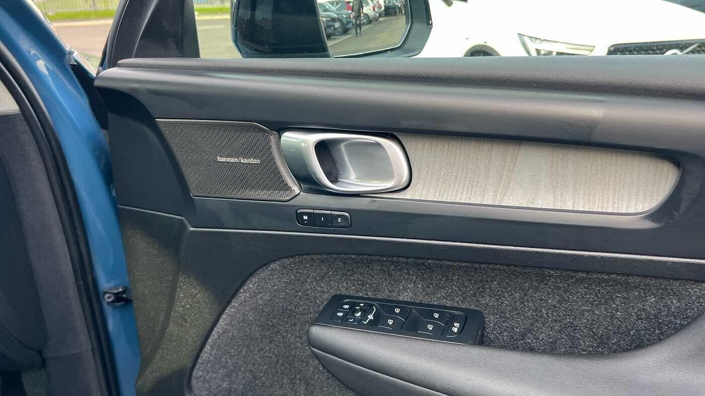 Used Volvo XC40 2025 for sale - 77523504: Photo 31