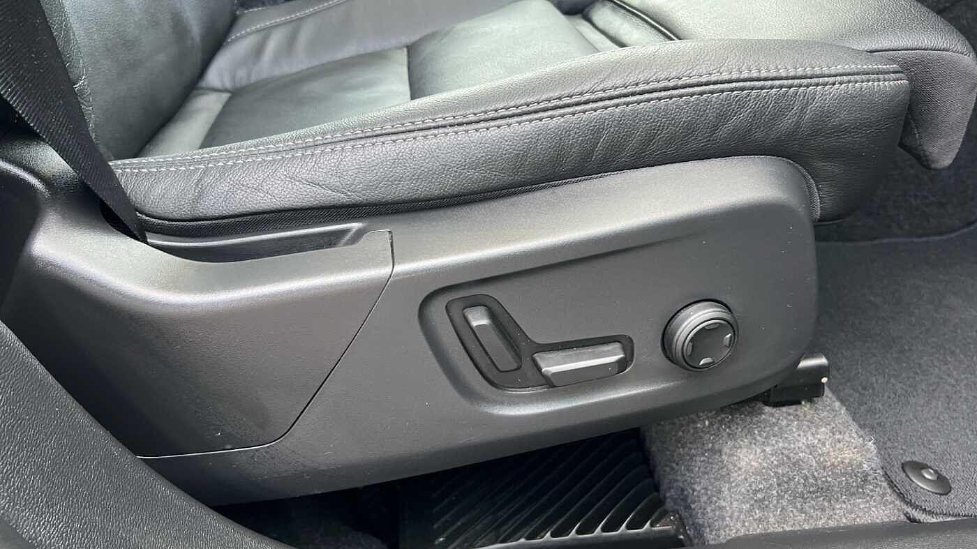 Used Volvo XC40 2025 for sale - 77523504: Photo 32