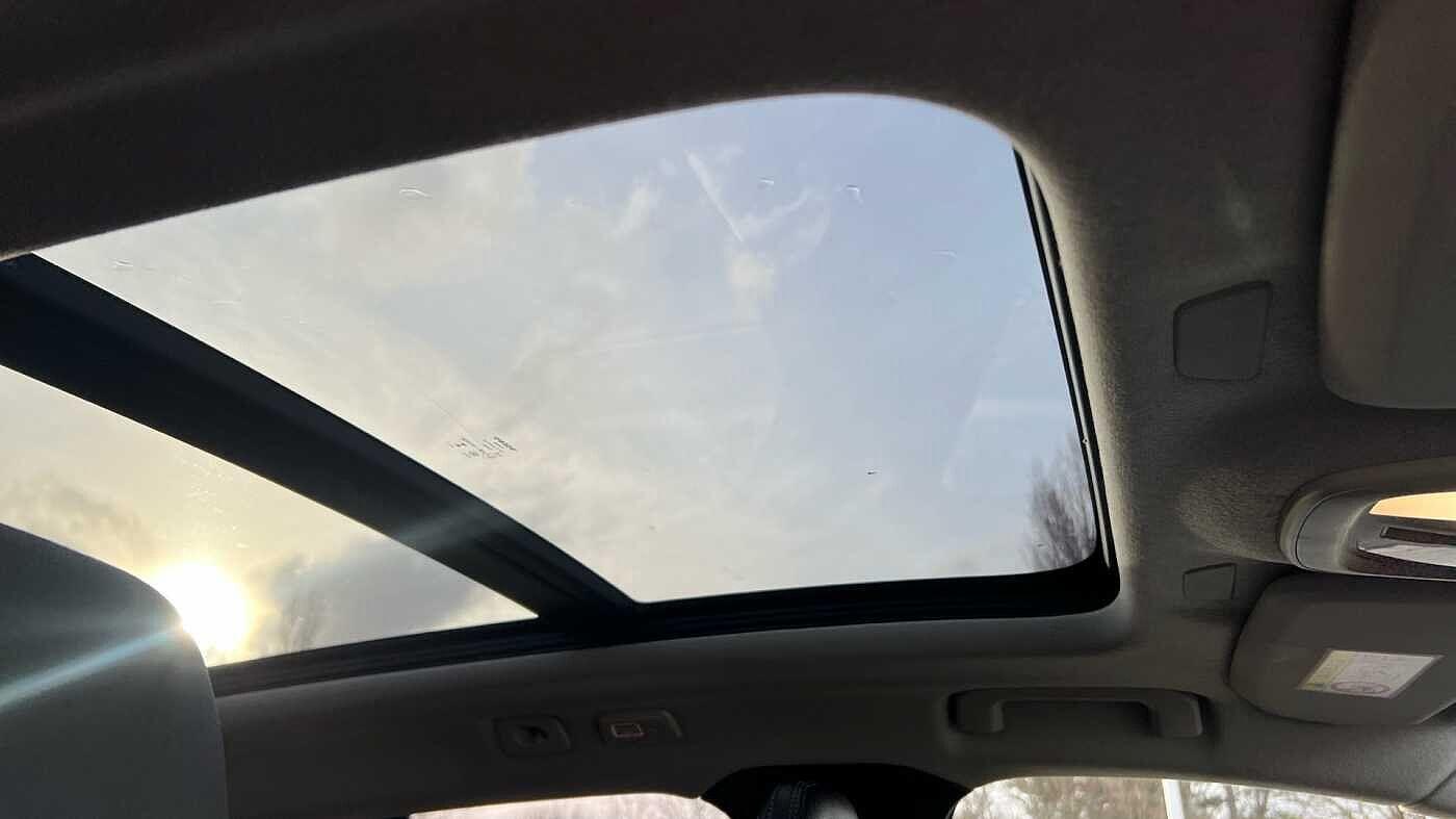 Used Volvo XC40 2025 for sale - 77523504: Photo 33