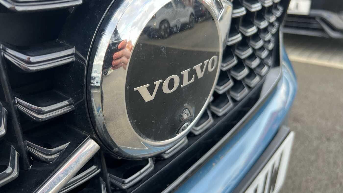 Used Volvo XC40 2025 for sale - 77523504: Photo 40