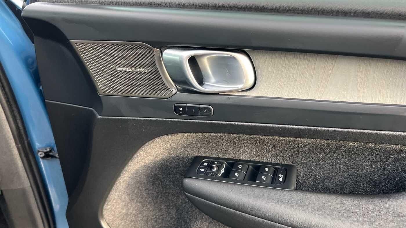 Used Volvo XC40 2025 for sale - 77523504: Photo 46