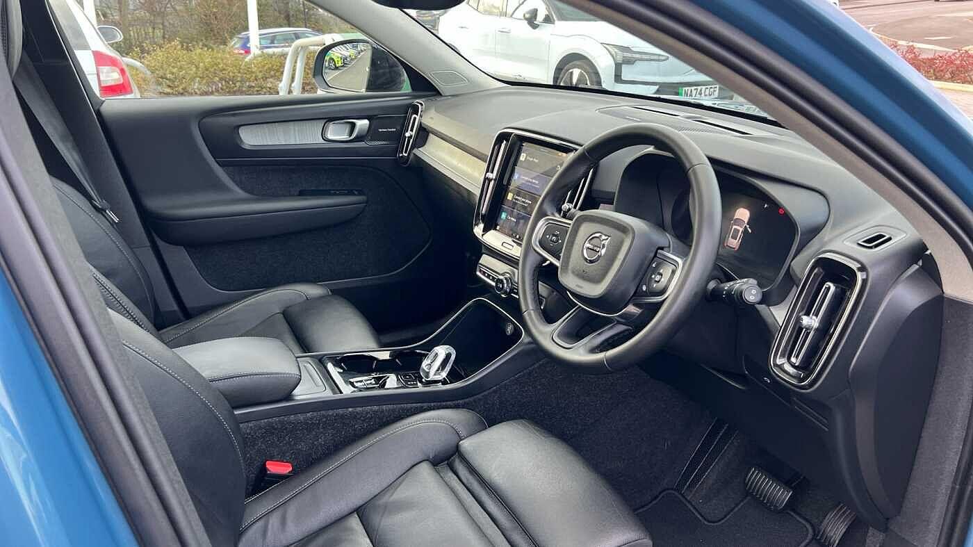 Used Volvo XC40 2025 for sale - 77523504: Photo 5