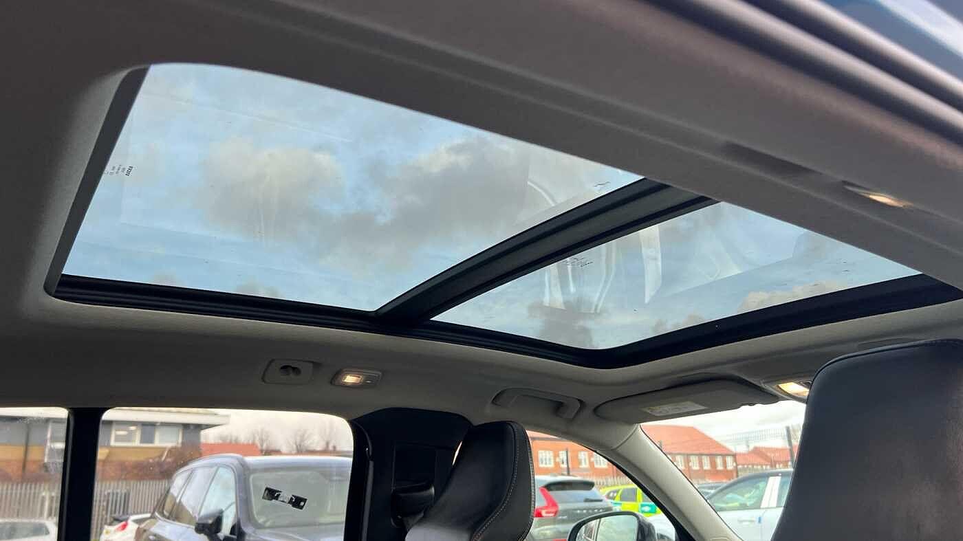 Used Volvo XC40 2025 for sale - 77523504: Photo 64