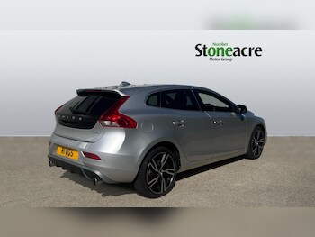 Used Volvo V40 2018 for sale - 78245073: Photo