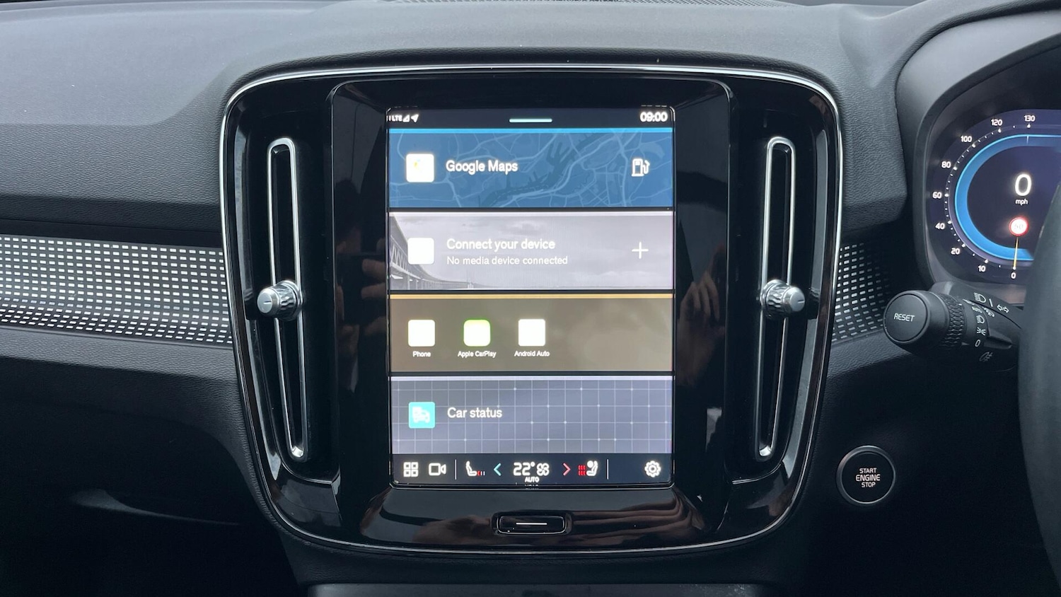 Used Volvo XC40 2023 for sale - 76886086: Photo 12