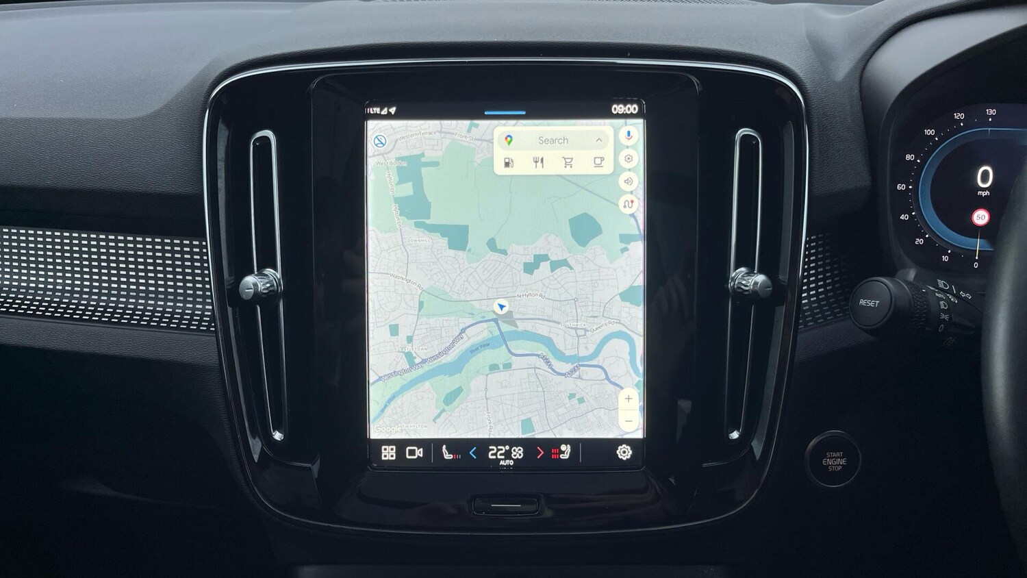 Used Volvo XC40 2023 for sale - 76886086: Photo 16