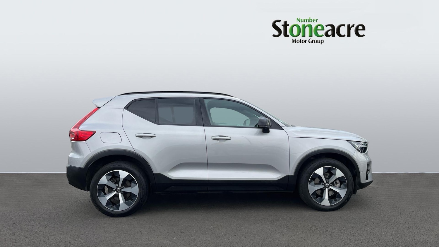 Used Volvo XC40 2023 for sale - 76886086: Photo 3
