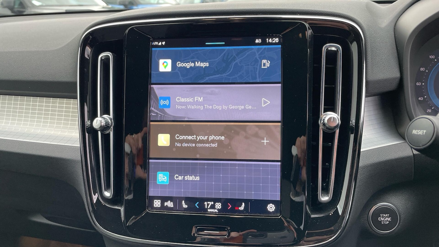 Used Volvo XC40 2023 for sale - 76348938: Photo 16