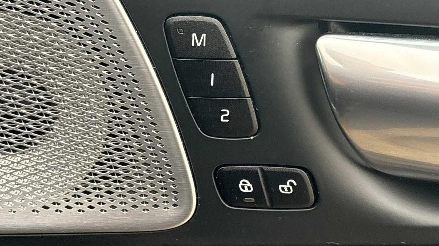 Used Volvo XC60 for sale - 77852986: Photo 26