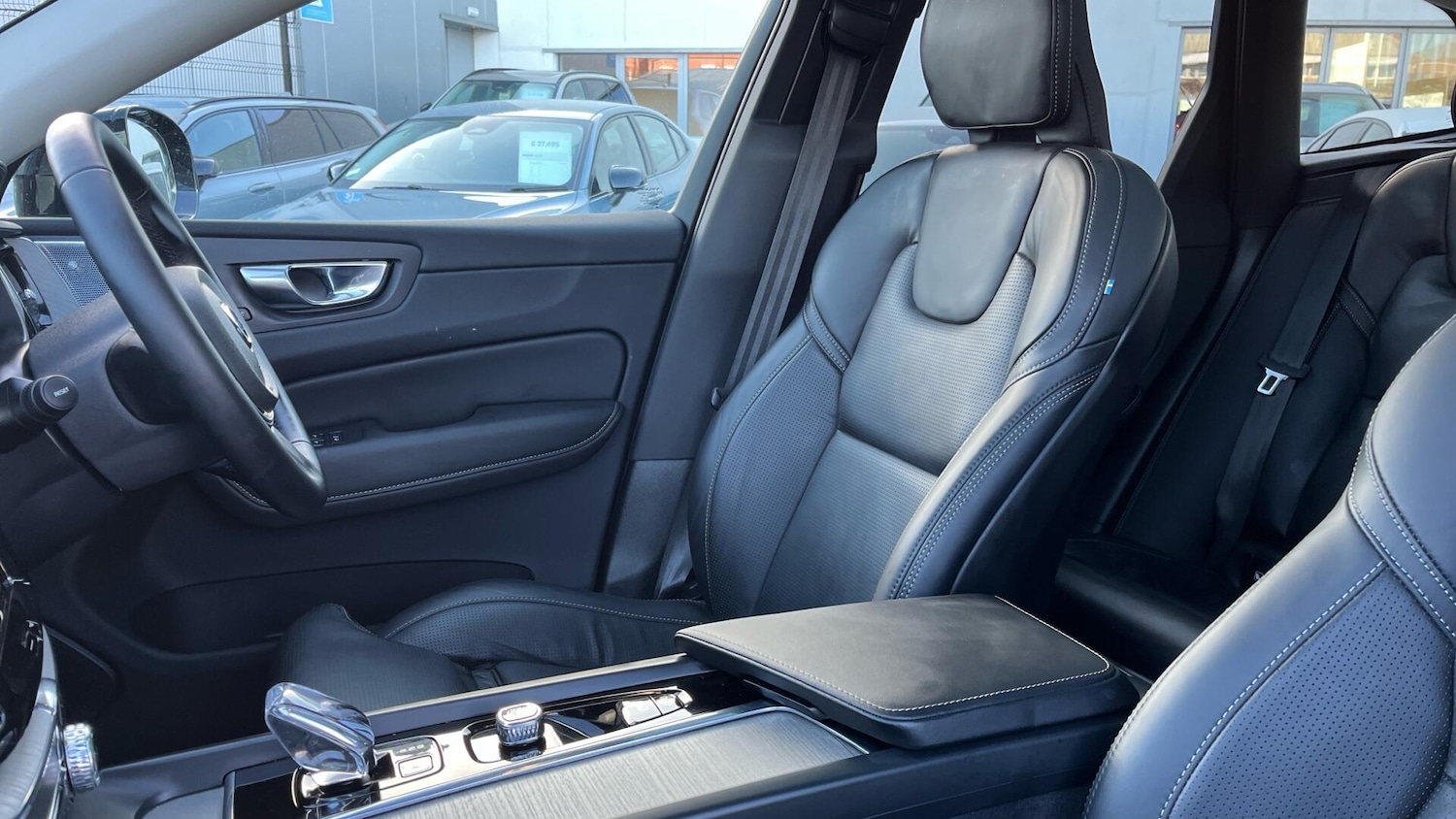 Used Volvo XC60 2025 for sale - 77598058: Photo 50