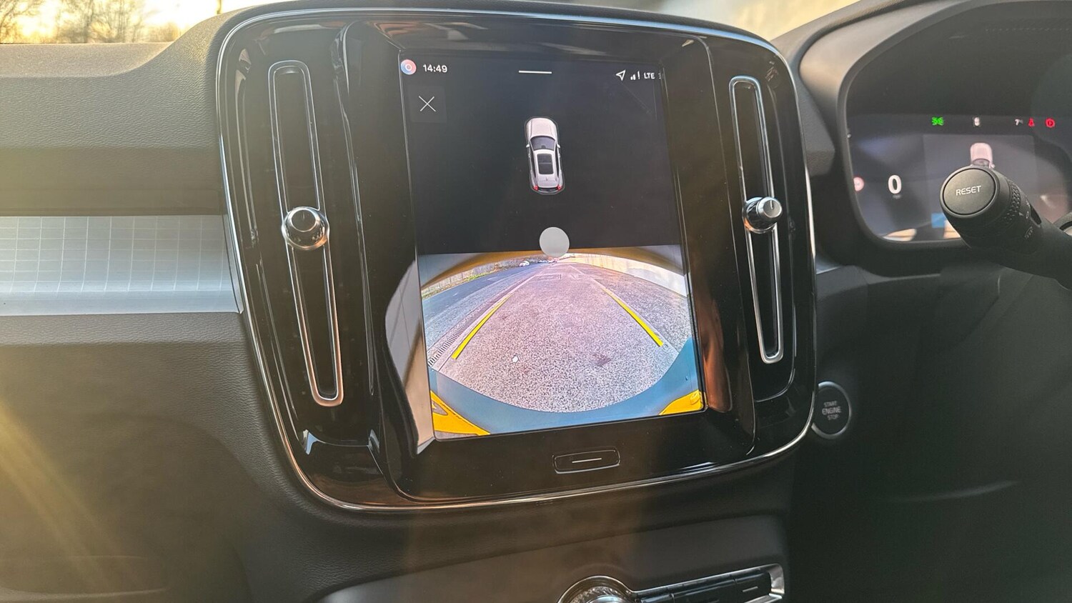 Used Volvo XC40 2025 for sale - 76592671: Photo 37