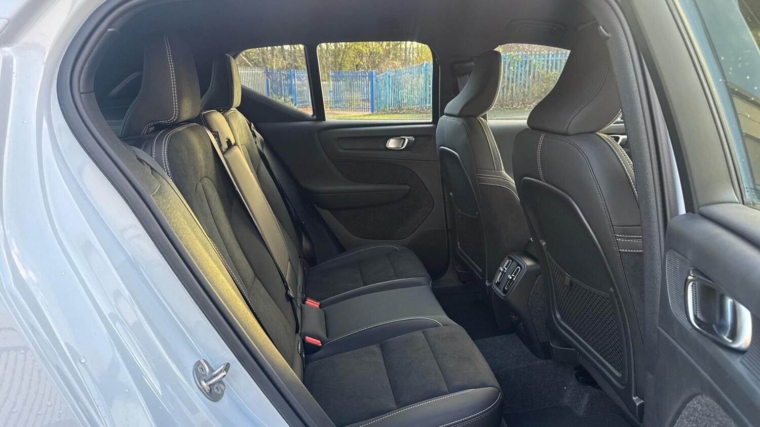 Used Volvo XC40 2025 for sale - 76592671: Photo 6