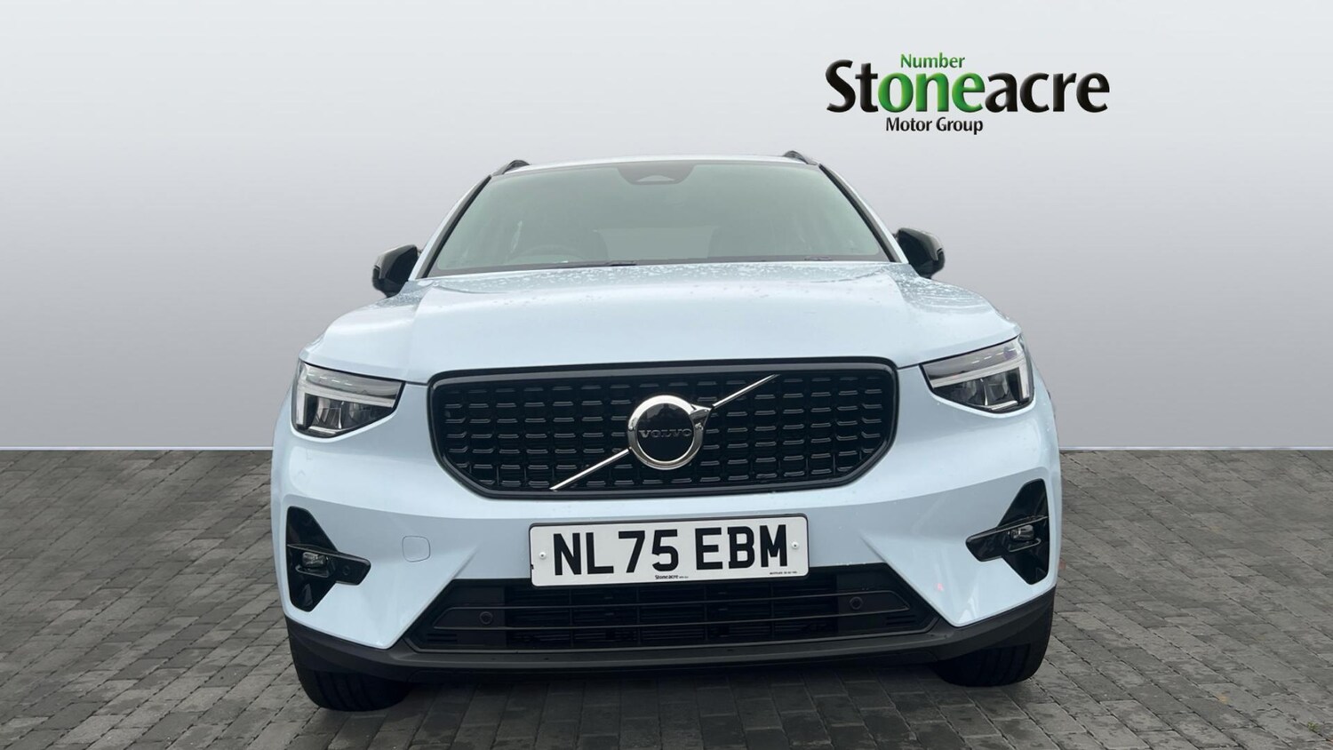 Used Volvo XC40 2025 for sale - 76592671: Photo 8