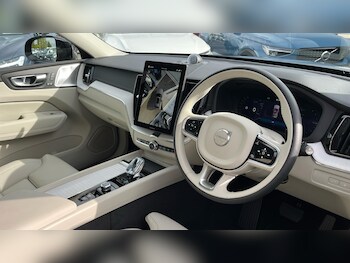 Used Volvo XC60 2025 for sale - 75756863: Photo