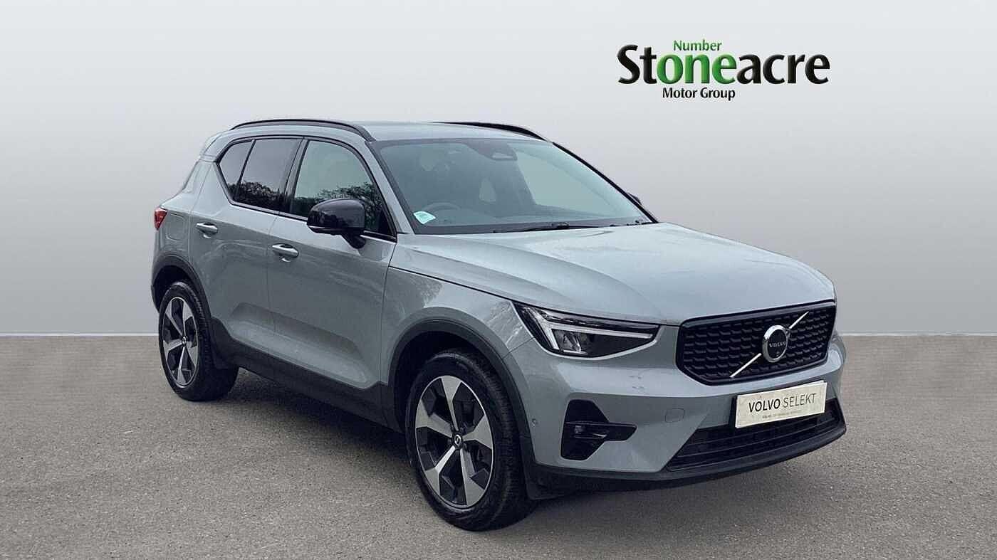 Used Volvo XC40 for sale - 77769221: Photo 2