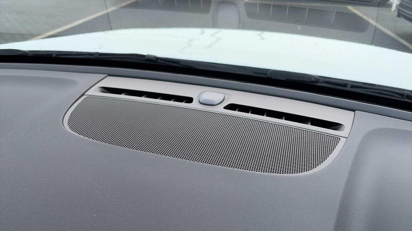 Used Volvo XC40 for sale - 77769221: Photo 25