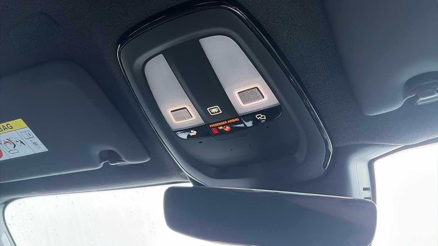 Used Volvo XC40 for sale - 77769221: Photo 28