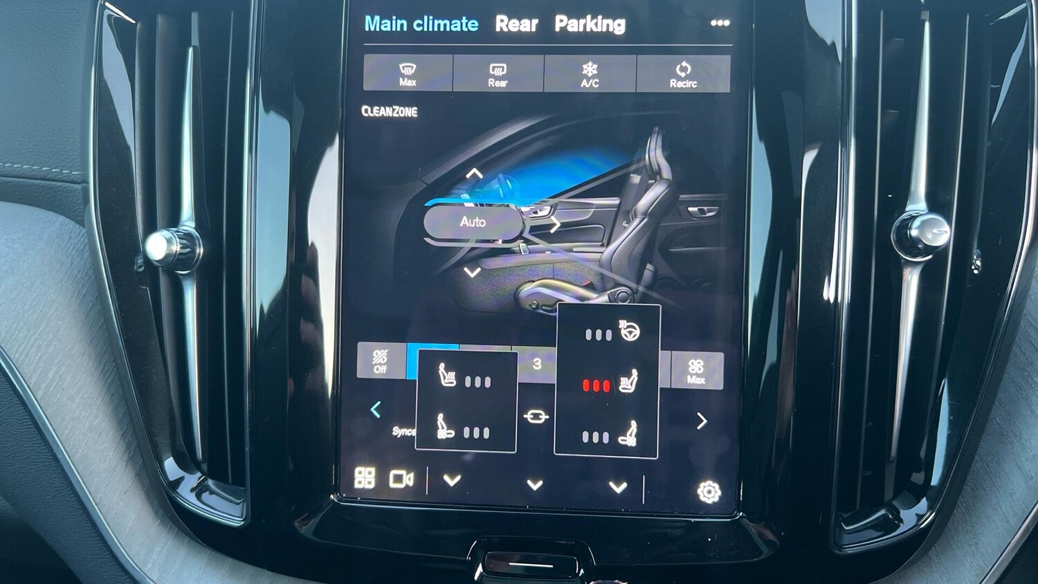 Used Volvo XC60 2025 for sale - 76886264: Photo 15