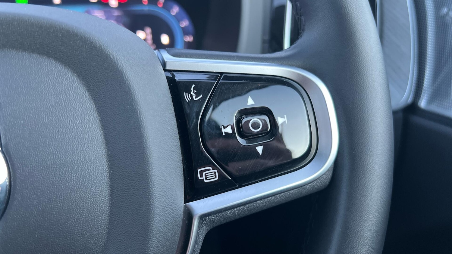 Used Volvo XC60 2025 for sale - 76886264: Photo 22