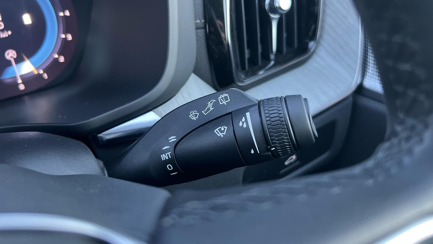 Used Volvo XC60 2025 for sale - 76886264: Photo 23